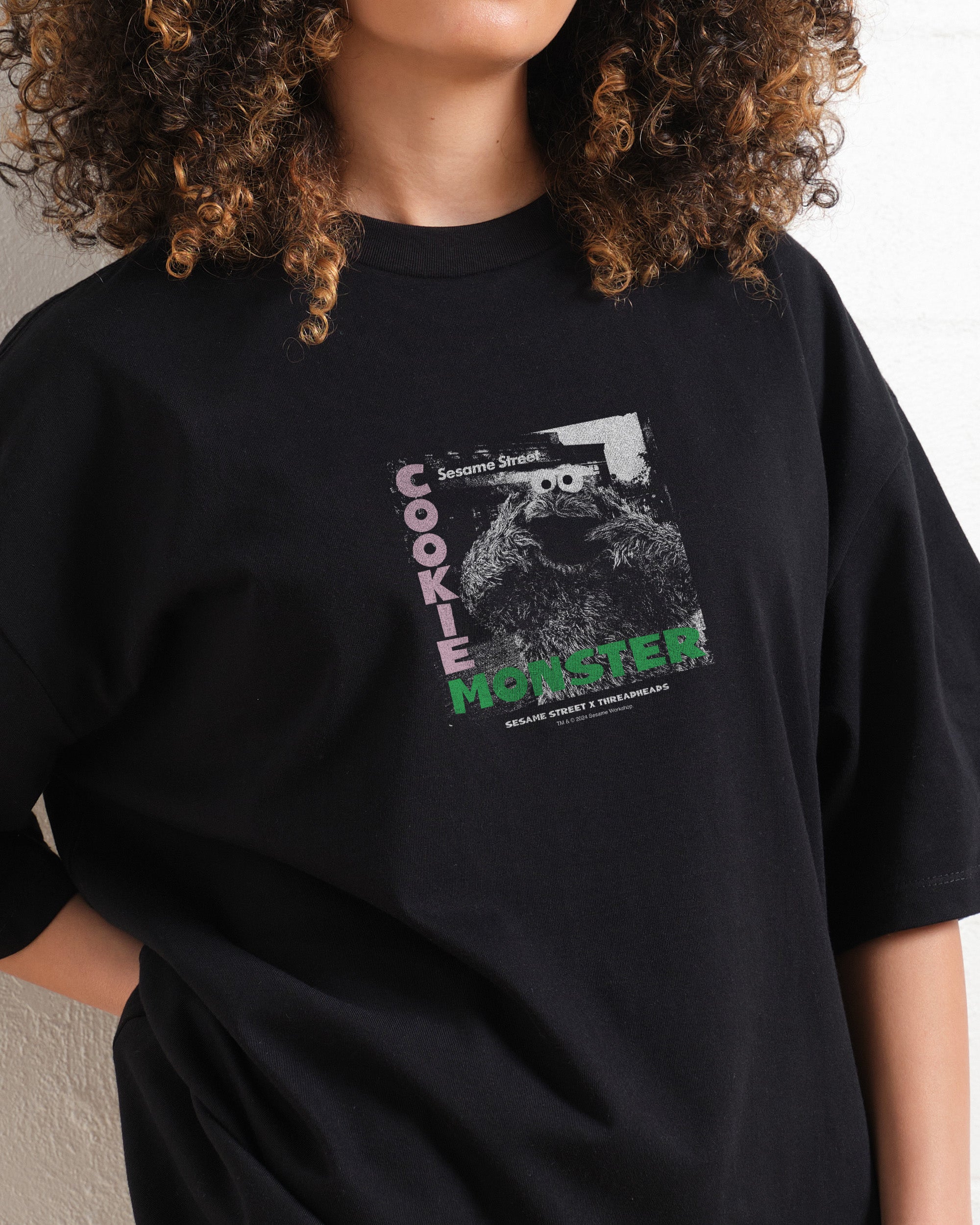 Cookie Monster Calling Oversized Graphic T-Shirt - Unisex 90s Boxy Fit